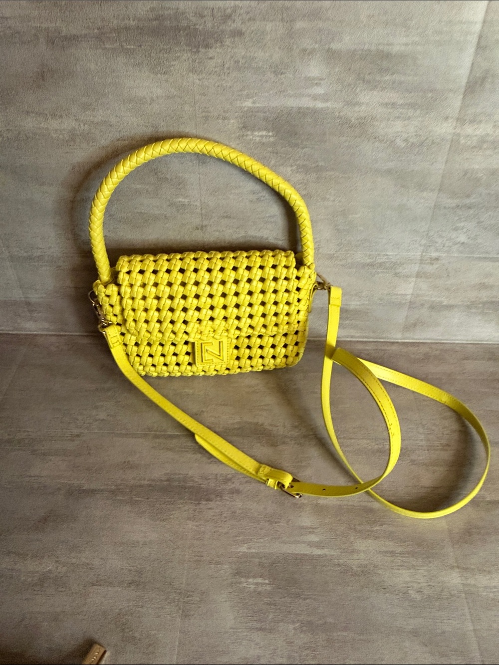 Yellow Woven Shoulder Bag with Removable pouch & strap - Picture 9 of 12